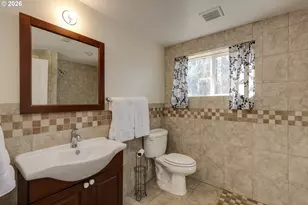 8815 SE 28th Ave, Milwaukie, OR 97222 - Photo 32