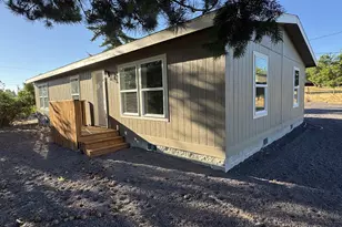 622 NE 3rd St, Goldendale, WA 98620 - Photo 2