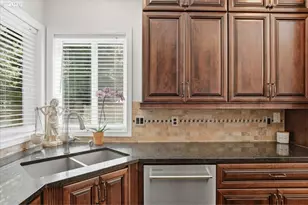 5611 NE 95th St, Vancouver, WA 98665 - Photo 12