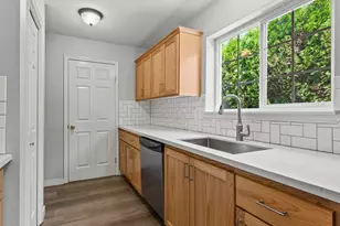 8904 NE 15th Ave, Vancouver, WA 98665 - Photo 14
