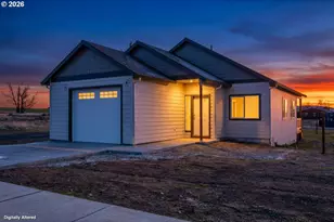 518 SW 6th St, Metolius, OR 97741 - Photo 1