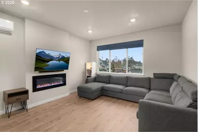 19718 SW Brandy Ln, Beaverton, OR 97007 - Photo 6