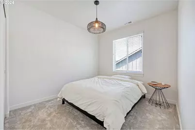 170 Rockcrest Dr, Lowell, OR 97452 - Photo 8