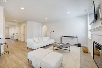 170 Rockcrest Dr, Lowell, OR 97452 - Photo 16