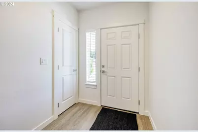 170 Rockcrest Dr, Lowell, OR 97452 - Photo 4