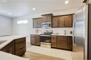 170 Rockcrest Dr, Lowell, OR 97452 - Photo 26