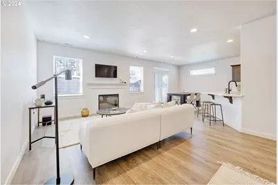 170 Rockcrest Dr, Lowell, OR 97452 - Photo 14