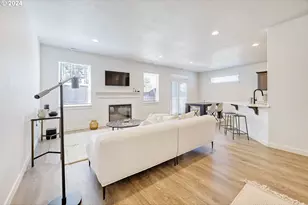 170 Rockcrest Dr, Lowell, OR 97452 - Photo 14