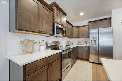 170 Rockcrest Dr, Lowell, OR 97452 - Photo 22