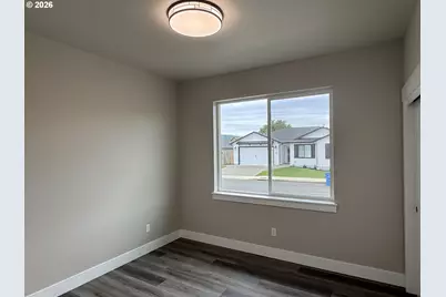 157 Elkton St, Sutherlin, OR 97479 - Photo 16