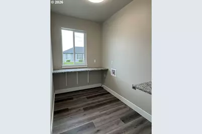 157 Elkton St, Sutherlin, OR 97479 - Photo 20