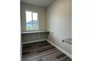 157 Elkton St, Sutherlin, OR 97479 - Photo 20
