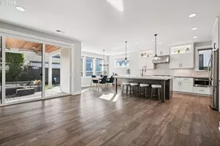 2086 NE 48th Ave, Portland, OR 97213 - Photo 8