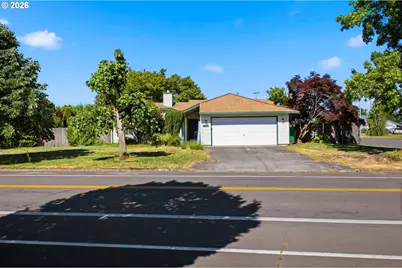 1500 SE Park Crest Ave, Vancouver, WA 98683 - Photo 2