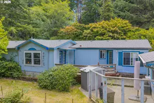 93815 Sunny Hl Ln, North Bend, OR 97459 - Photo 2