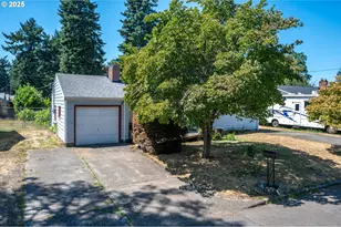 3537 SE 128th Ave, Portland, OR 97236 - Photo 2