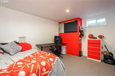 3537 SE 128th Ave, Portland, OR 97236 - Photo 30