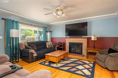 3537 SE 128th Ave, Portland, OR 97236 - Photo 10