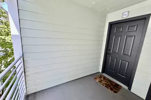 311 N Hayden Bay Dr, Portland, OR 97217 - Photo 10