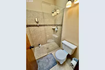 311 N Hayden Bay Dr, Portland, OR 97217 - Photo 40