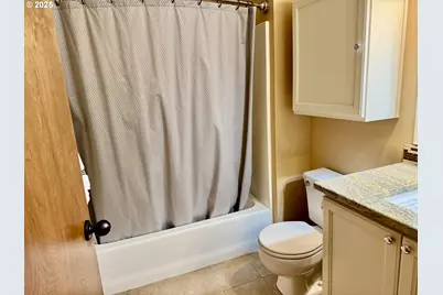 311 N Hayden Bay Dr, Portland, OR 97217 - Photo 30