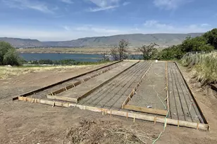 2743 E 9th St, The Dalles, OR 97058 - Photo 1