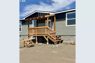 2743 E 9th St, The Dalles, OR 97058 - Photo 16