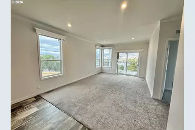 2743 E 9th St, The Dalles, OR 97058 - Photo 6