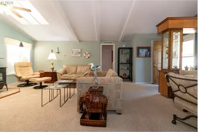 136 43rd Way, Florence, OR 97439 - Photo 8