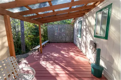 136 43rd Way, Florence, OR 97439 - Photo 32