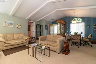 136 43rd Way, Florence, OR 97439 - Photo 10