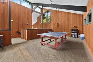 417 Stonewood Dr, Eugene, OR 97405 - Photo 38