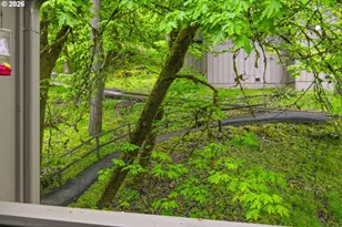 417 Stonewood Dr, Eugene, OR 97405 - Photo 28