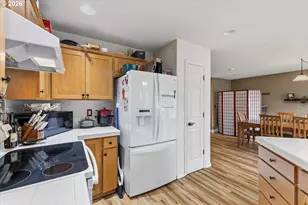 34660 Glacier Ave, Saint Helens, OR 97051 - Photo 4