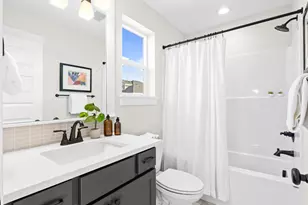 7460 N Polk Ave, Portland, OR 97203 - Photo 14