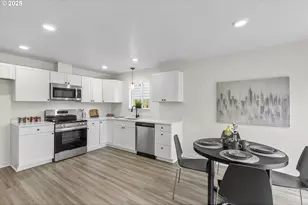 709 S 9th Ave, Kelso, WA 98626 - Photo 8