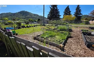 192 Reston Ave, Winston, OR 97496 - Photo 18