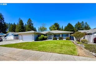 866 Jodee Ln, Brookings, OR 97415 - Photo 2