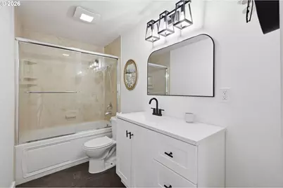 697 54th St, Springfield, OR 97478 - Photo 26