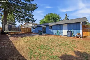 697 54th St, Springfield, OR 97478 - Photo 30
