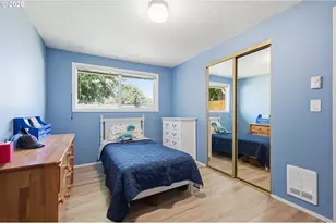 697 54th St, Springfield, OR 97478 - Photo 24