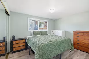 697 54th St, Springfield, OR 97478 - Photo 20