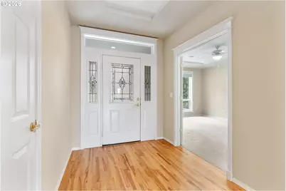 105 SW Dogwood Ln, White Salmon, WA 98672 - Photo 6