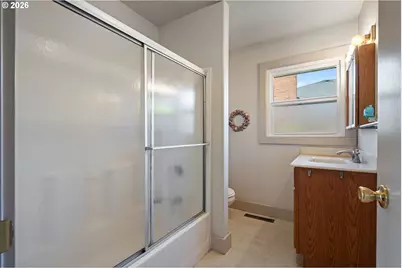 5205 SE Ramona St, Portland, OR 97206 - Photo 16