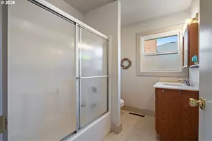 5205 SE Ramona St, Portland, OR 97206 - Photo 16