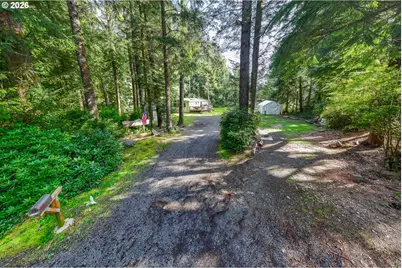 5198 Grand Ave, Florence, OR 97439 - Photo 2
