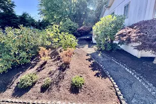 1800 Lakewood Ct, Eugene, OR 97402 - Photo 34