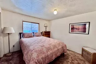 1800 Lakewood Ct, Eugene, OR 97402 - Photo 24