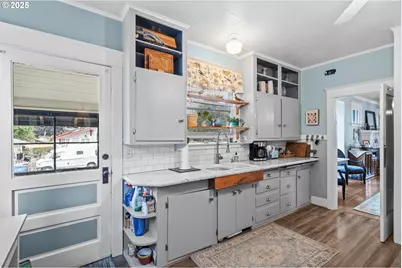 1306 B St, Washougal, WA 98671 - Photo 12