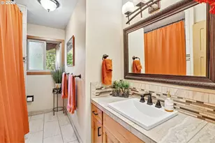 10300 SW Coquille Dr, Tualatin, OR 97062 - Photo 16